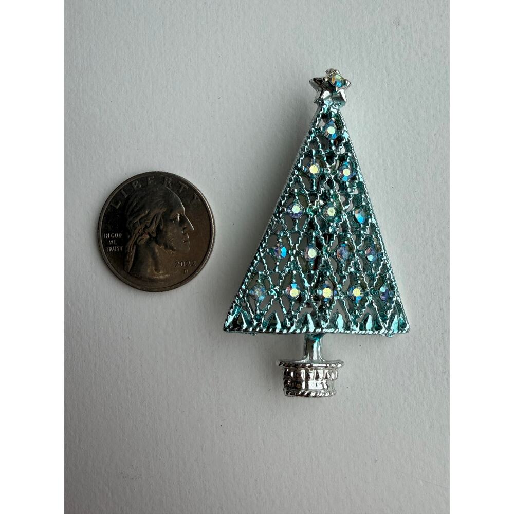 Vintage Silver Tone Blue Rhinestone Holiday Christmas Tree Brooch Pin - Picture 8 of 8